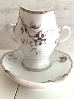 Ancienne Saucière & Son Dormant (Ravier) Porcelaine Fine Style Louis XV