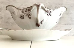 Ancienne Saucière & Son Dormant (Ravier) Porcelaine Fine Style Louis XV