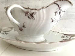 Ancienne Saucière & Son Dormant (Ravier) Porcelaine Fine Style Louis XV