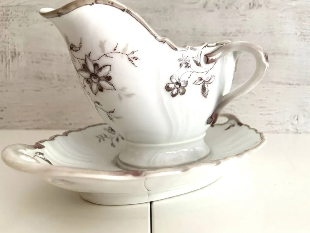 Ancienne Saucière & Son Dormant (Ravier) Porcelaine Fine Style Louis XV