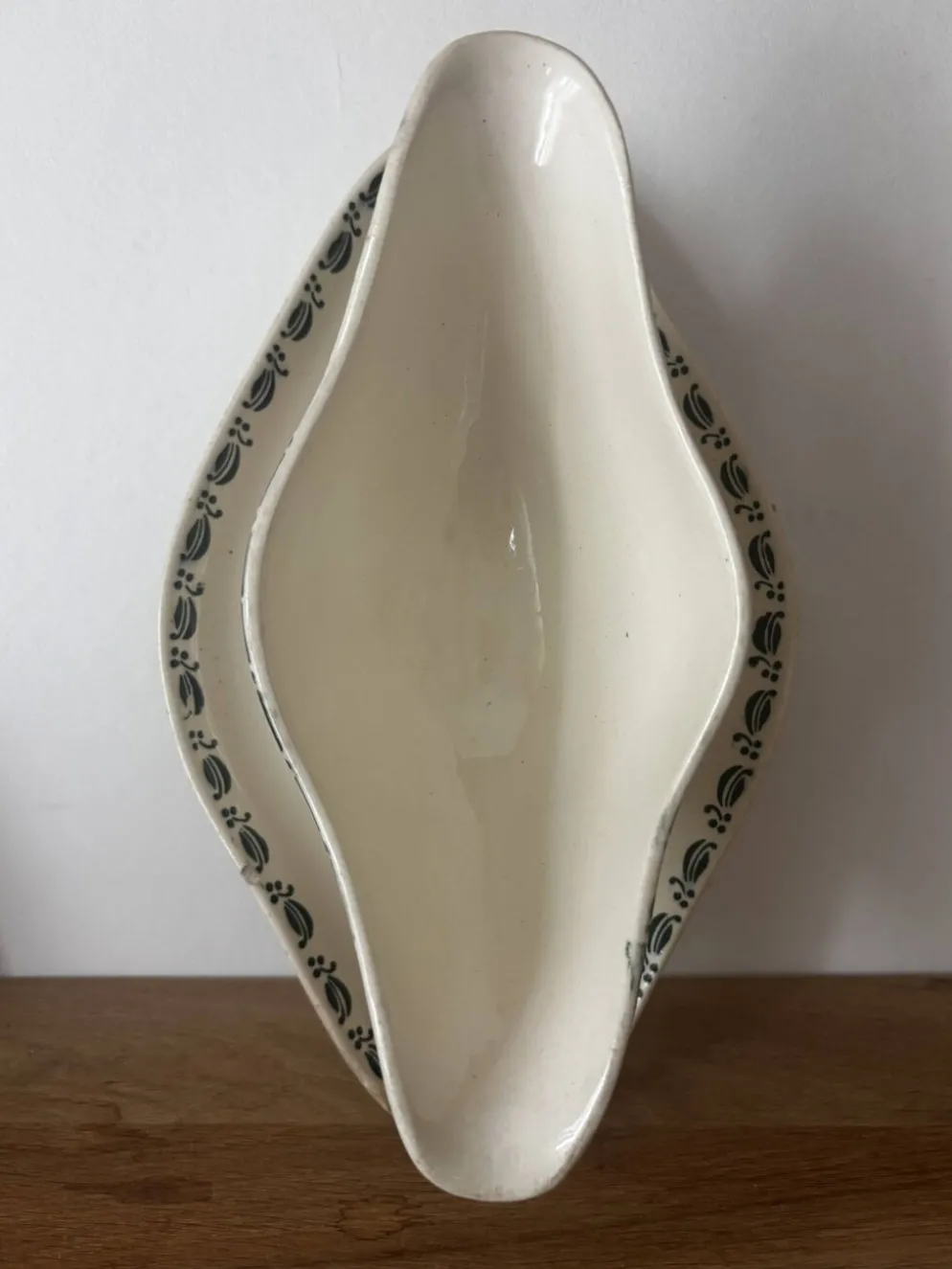 Ancienne saucière terre de fer Choisy le roi