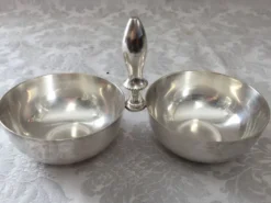 Anciennes coupelles salerons serviteur rince-doigts bronze argenté