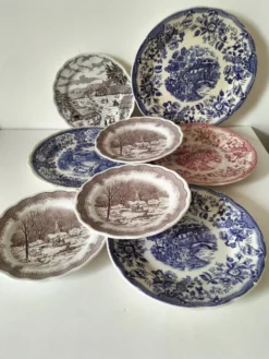 8 anciennes à décor anglais – Collection dépareillée