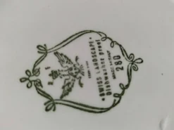 8 anciennes à décor anglais – Collection dépareillée