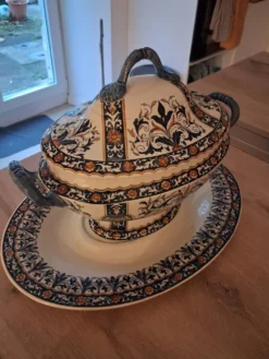 Ancienne soupière de Gien