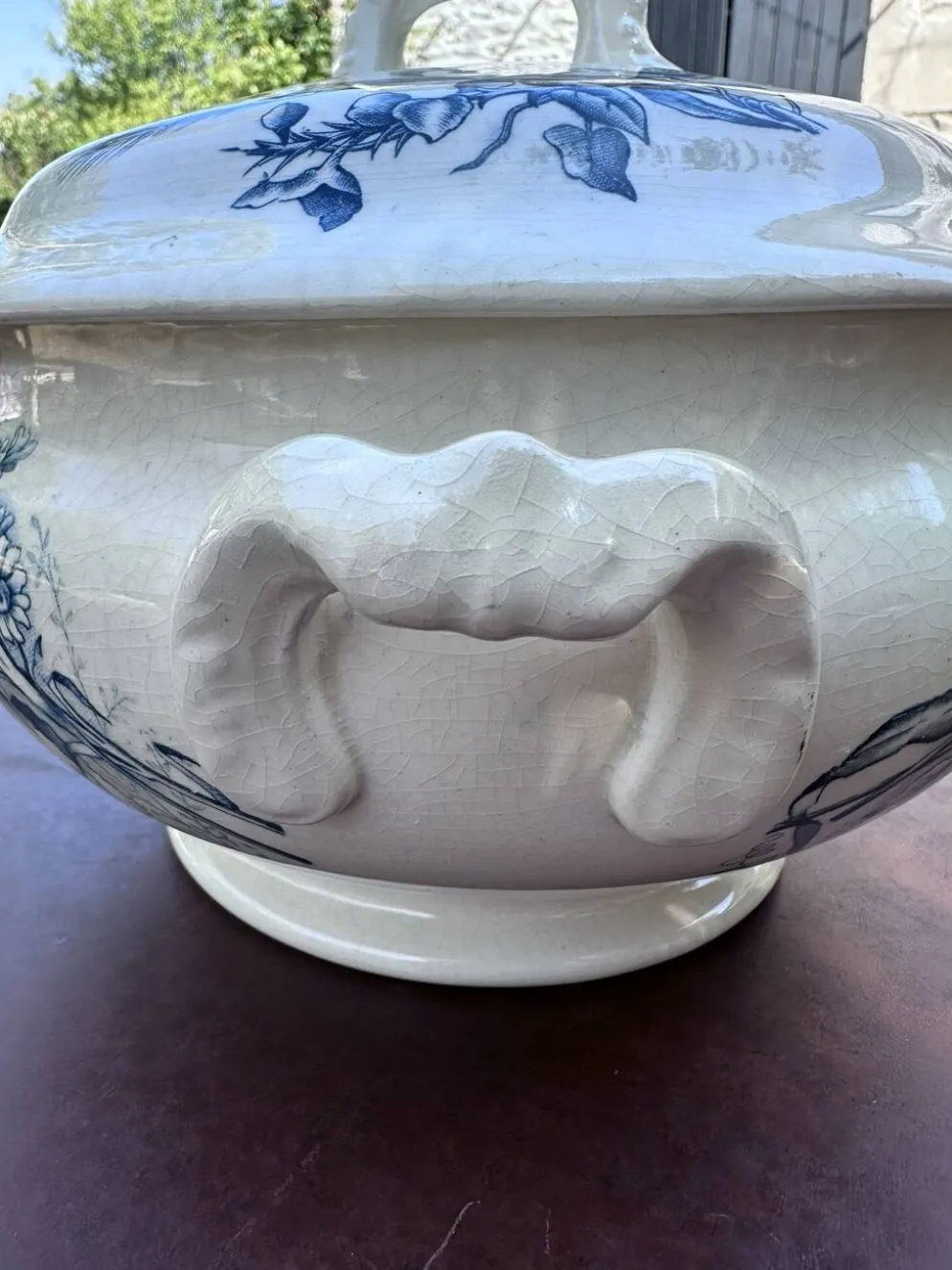 Ancienne soupière en faïence Keller Lunéville estampillée K, décor bleu