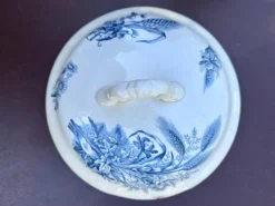 Ancienne soupière en faïence Keller Lunéville estampillée K, décor bleu