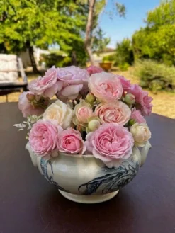 Ancienne soupière en faïence Keller Lunéville estampillée K, décor bleu