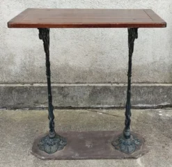 Ancienne table de bistrot