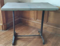 Ancienne table de bistrot Fischel