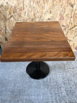 Ancienne table de bistrot pied fonte noir