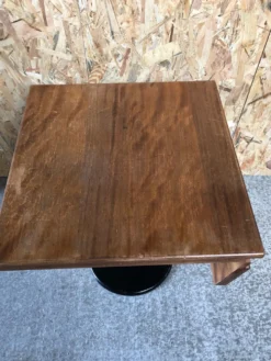 Ancienne table de bistrot pied fonte noir