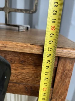 Ancienne table de couture