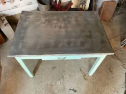 Ancienne table de fleuriste