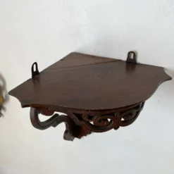 Ancienne étagère d’angle en bois ajouré mp