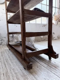 Ancienne étagère de boulangerie 1950