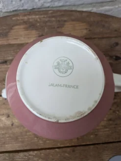 Ancienne théière rose et crème Villeroy & Boch Salam France