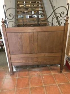 Ancienne tête de lit en chêne