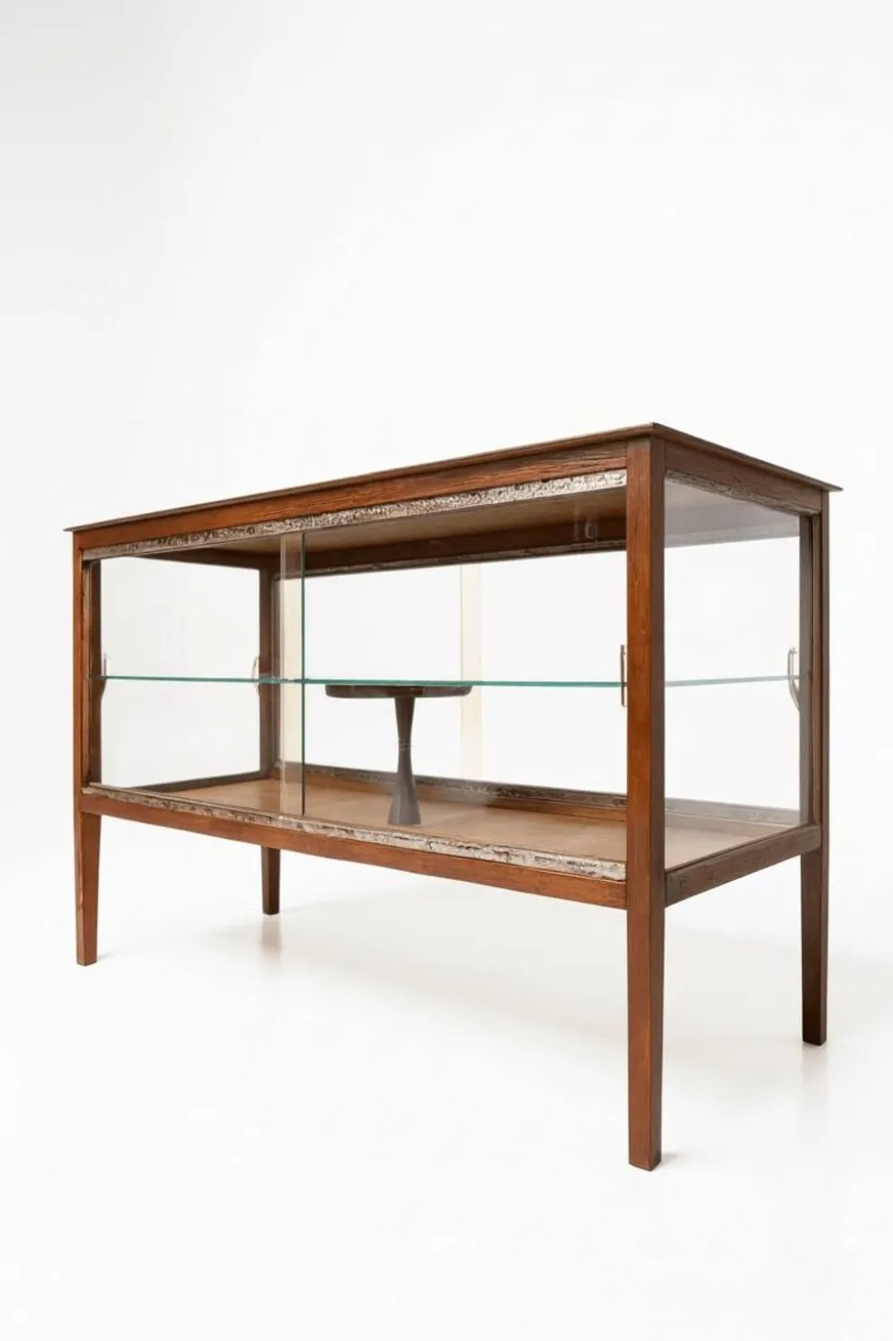Ancienne vitrine de commerce