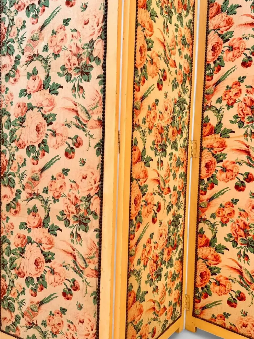 Ancien paravent fleuri à 4 panneaux