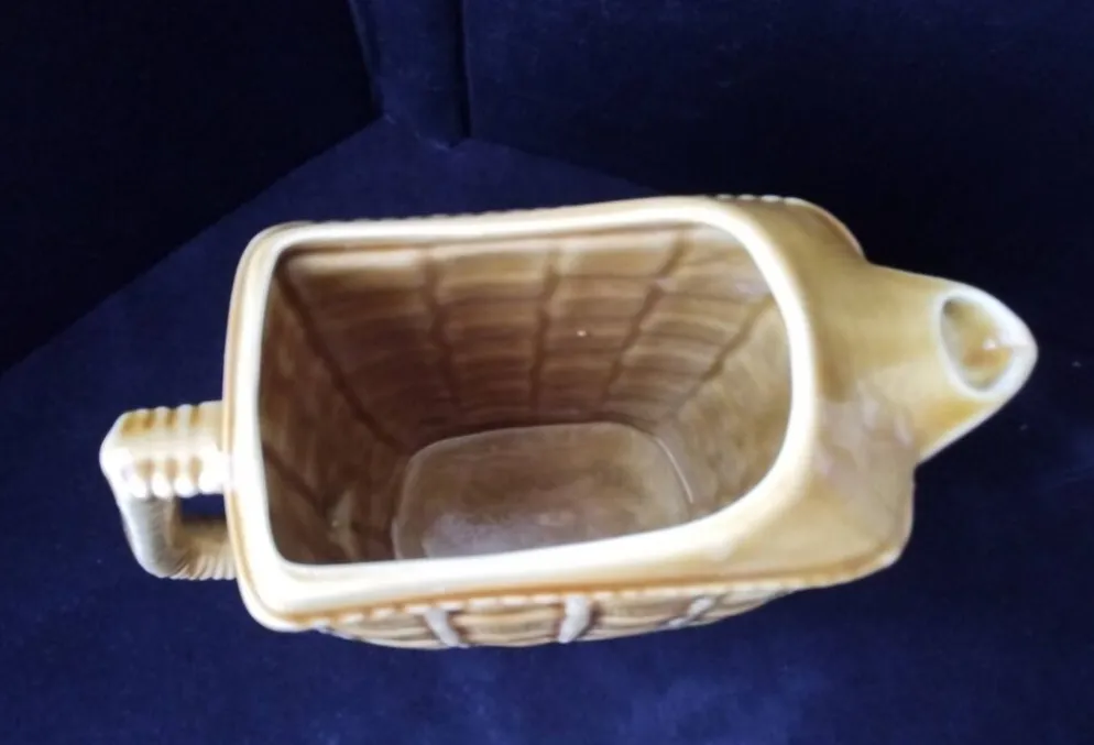 Ancien pichet , cruche à eau en céramique 750 ml
