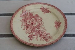 Ancien plat de service en céramique