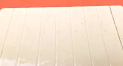 Ancien plateau à fromages céramique émaillée Camembert, Bleu, Roquefort, Br