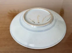 Ancien plat en porcelaine de Chine, dynastie Ming