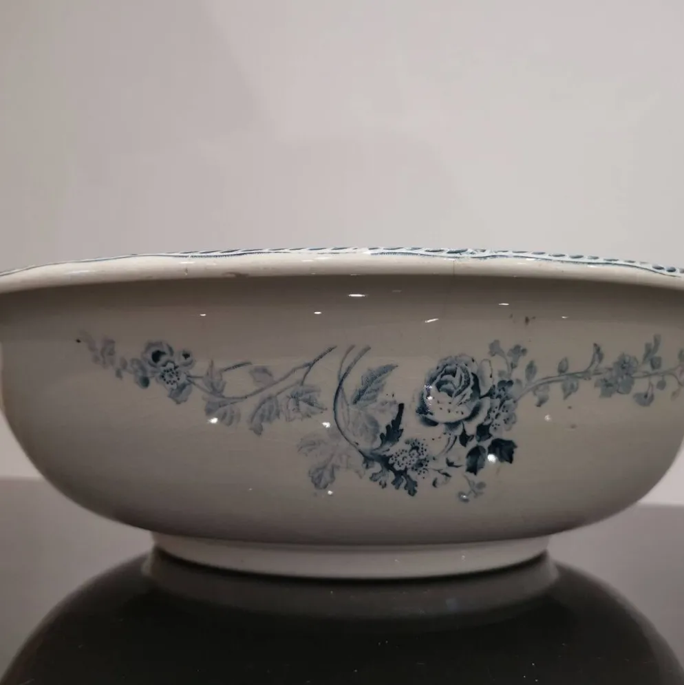 Ancien plat/ Vasque Terre De Fer Choisy-le-Roi E. Bourgeois