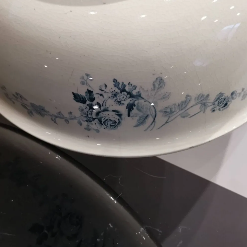 Ancien plat/ Vasque Terre De Fer Choisy-le-Roi E. Bourgeois