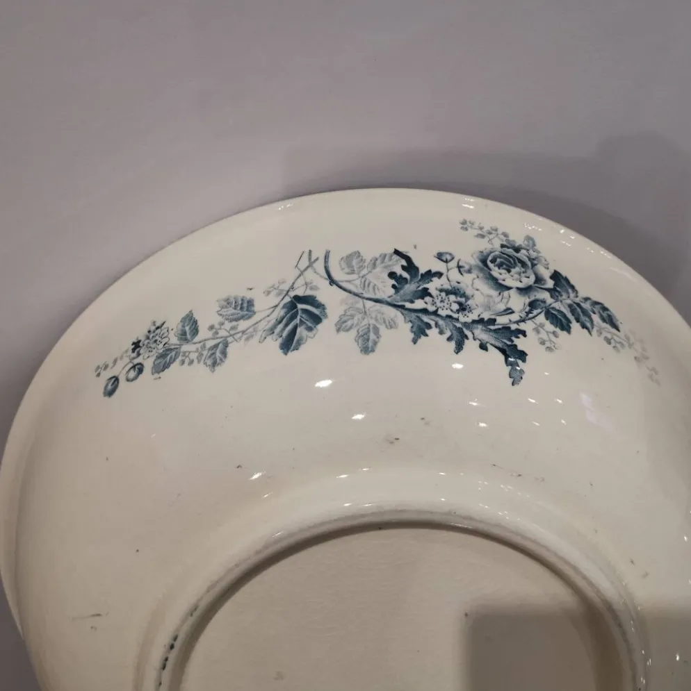 Ancien plat/ Vasque Terre De Fer Choisy-le-Roi E. Bourgeois