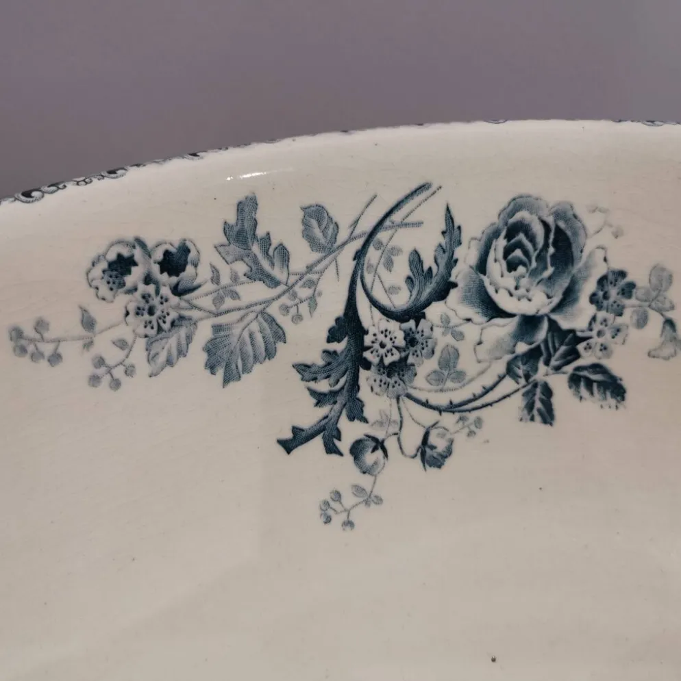 Ancien plat/ Vasque Terre De Fer Choisy-le-Roi E. Bourgeois