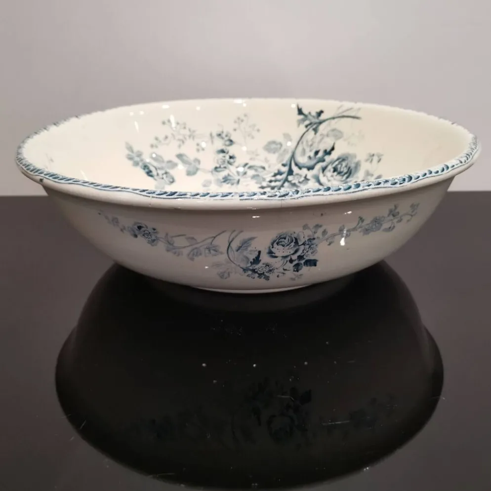 Ancien plat/ Vasque Terre De Fer Choisy-le-Roi E. Bourgeois