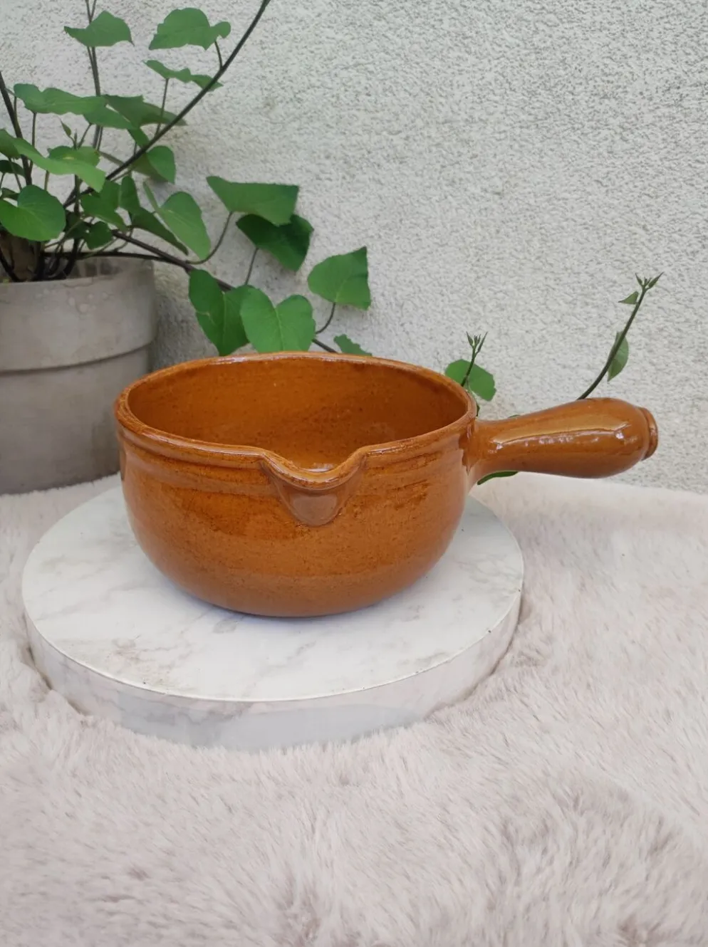 Ancien poele en terre cuite