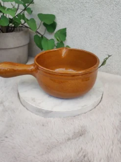 Ancien poele en terre cuite