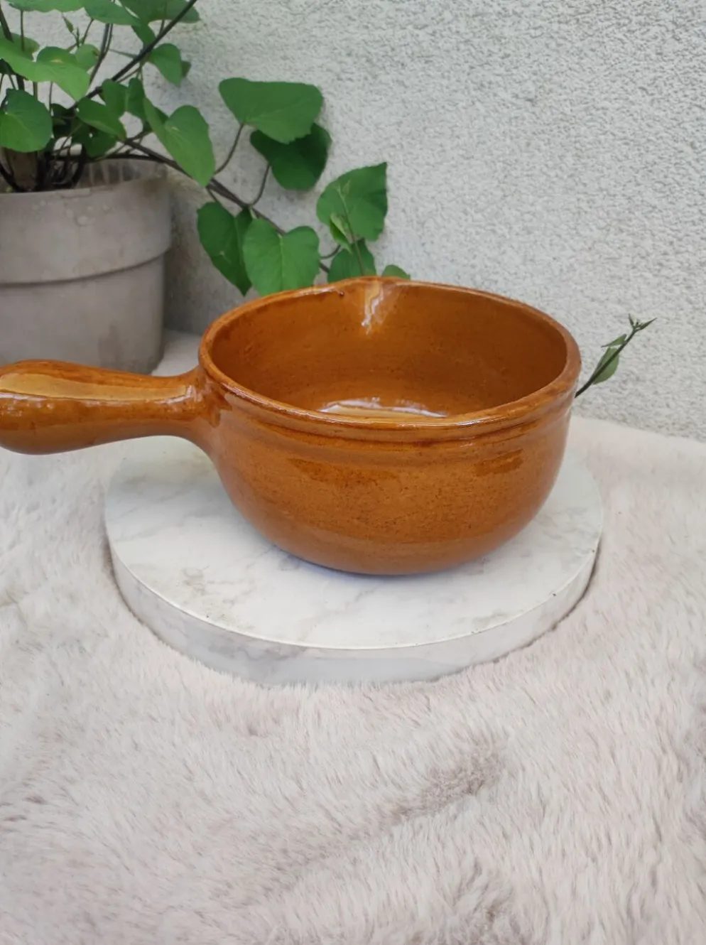 Ancien poele en terre cuite