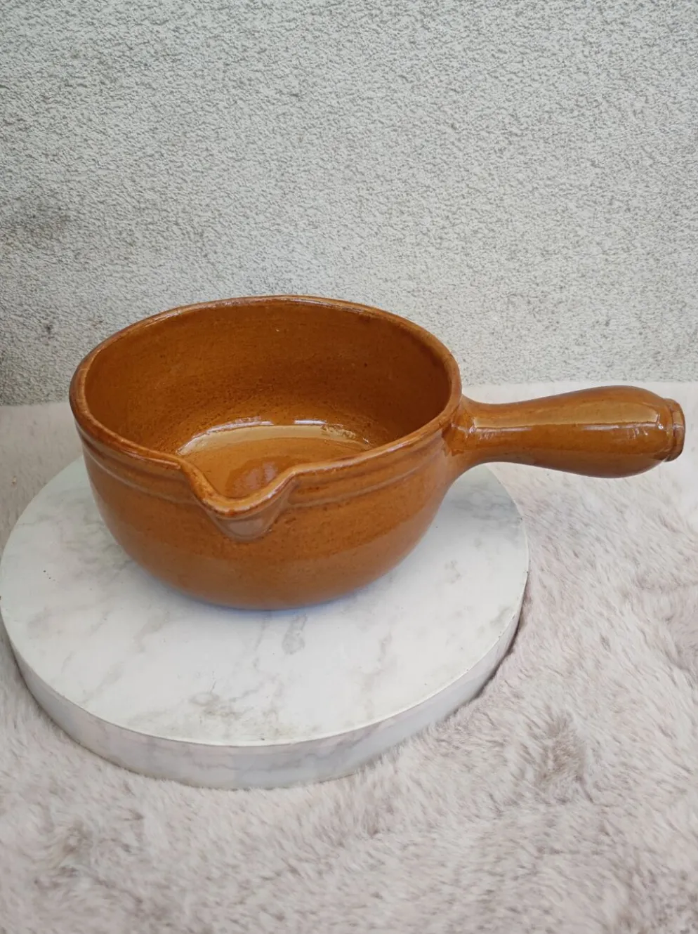 Ancien poele en terre cuite
