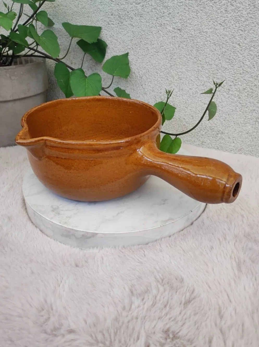 Ancien poele en terre cuite