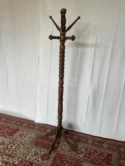 Ancien porte-manteau perroquet en bois tourné