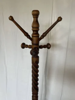 Ancien porte-manteau perroquet en bois tourné