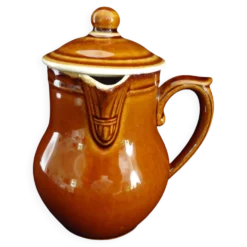 Ancien pot a lait couvert, poignée latérale