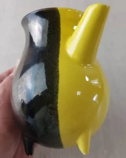 Ancien pot à lait, en céramique bicolore, Luc Lucchesi, de Vallauris
