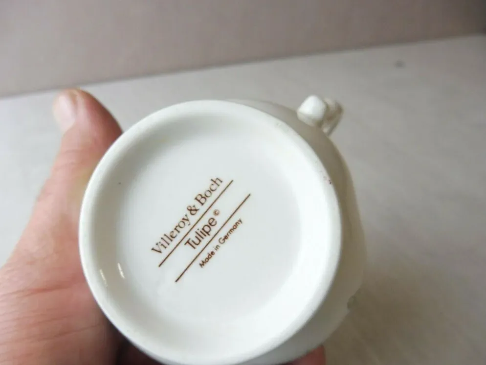 Ancien pot à lait, tulipe, en céramique, villeroy & boch