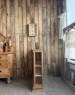 Ancien présentoir de commerce (rénové)
