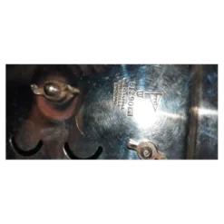 Ancien présentoir à œufs ou cocotiers