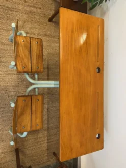 Ancien pupitre double d’écolier – bois et métal