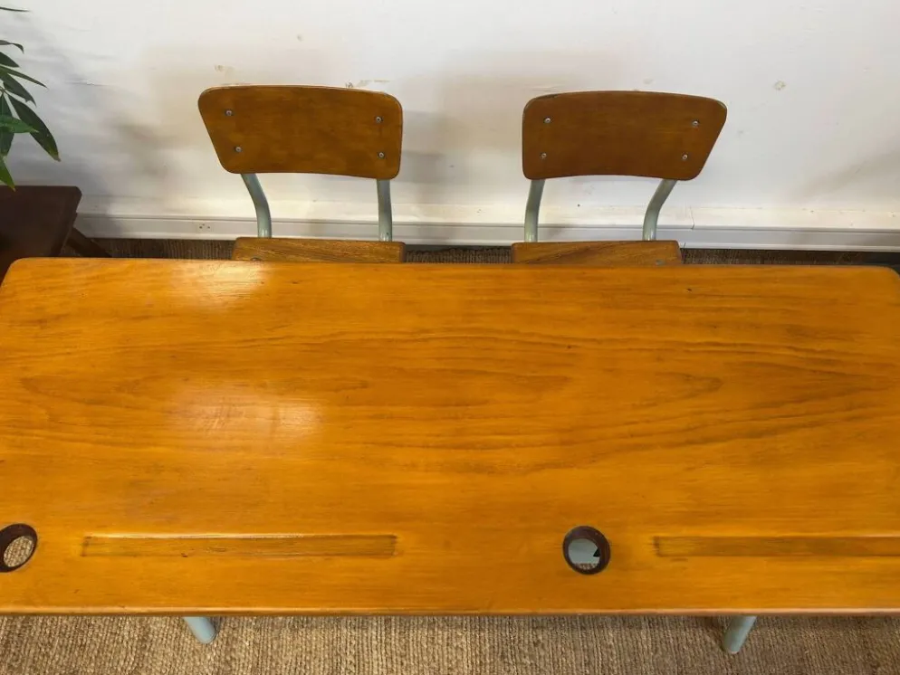 Ancien pupitre double d’écolier – bois et métal