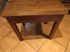Ancien pupitre/table enfant