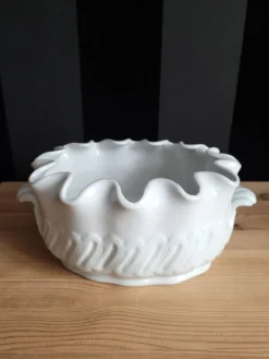 Ancien rafraichissoir en porcelaine blanche de Limoges