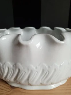 Ancien rafraichissoir en porcelaine blanche de Limoges